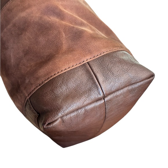 Marc by Marc Jacobs Buffalo Leather Hobo Shoulder Bag Chocolate - Picture 5 of 11